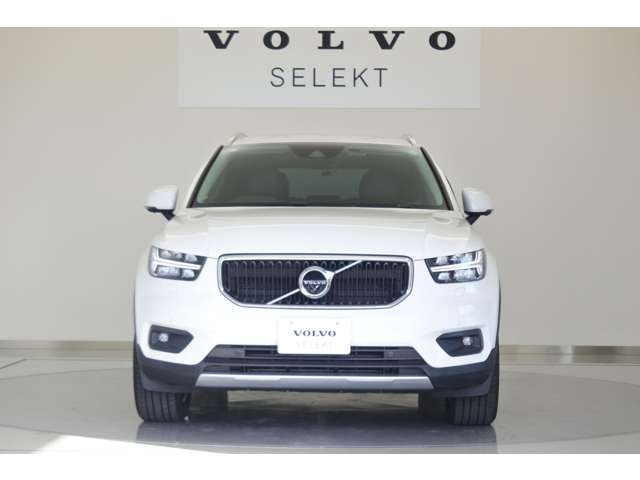 VOLVO XC40 2019