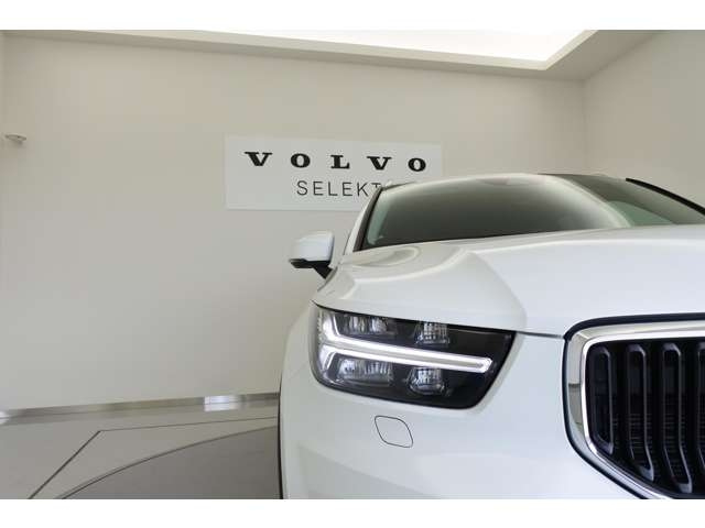 VOLVO XC40 2019