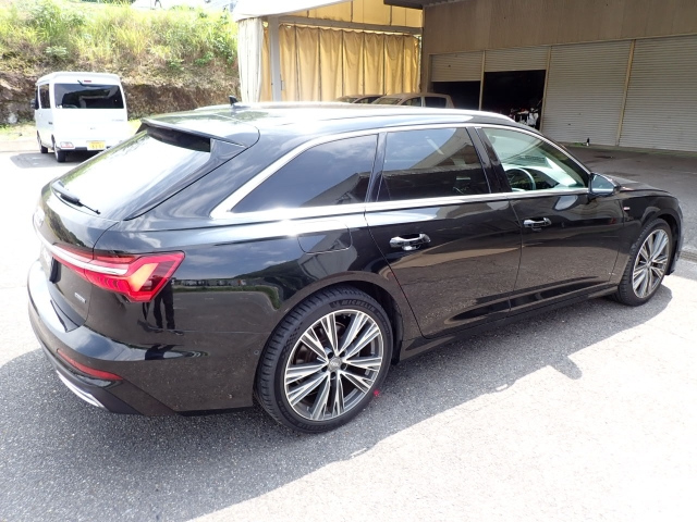 AUDI A6 2019