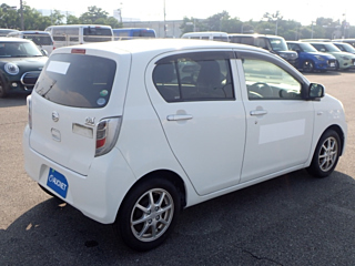 DAIHATSU MIRA E S 2016
