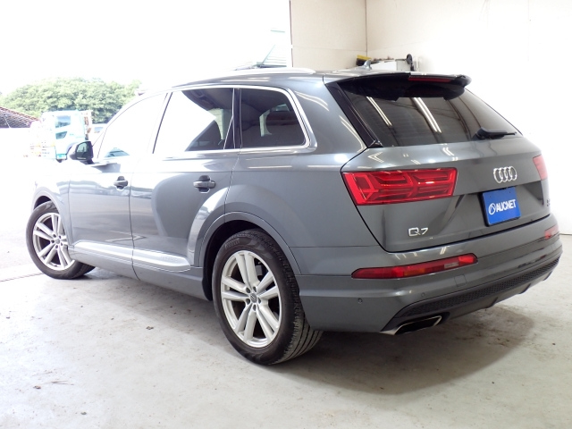 AUDI Q7 2016