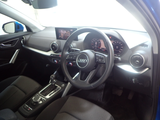 AUDI Q2 2017