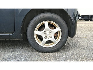 DAIHATSU TANTO 2008