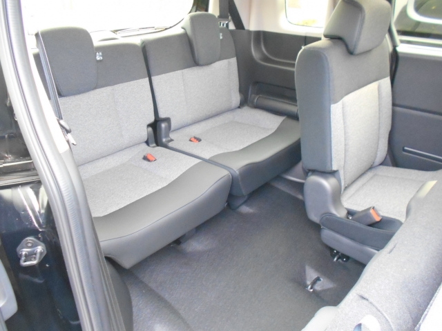 HONDA FREED 2025