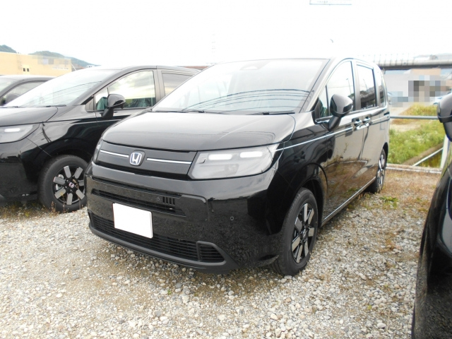 HONDA FREED 2025