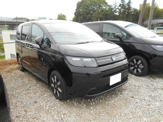 HONDA FREED 2025