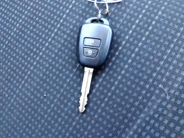 TOYOTA VITZ 2019