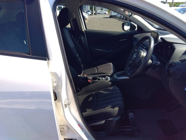 MAZDA DEMIO 2018