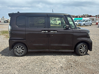 HONDA N BOX 2018