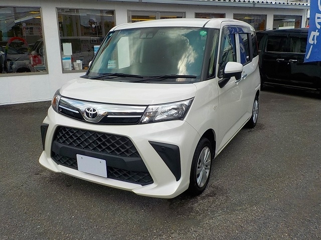 TOYOTA ROOMY 2021