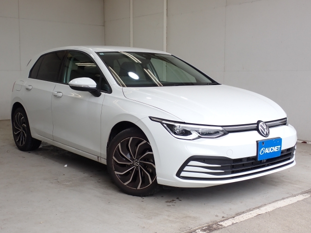 VOLKSWAGEN GOLF 2023