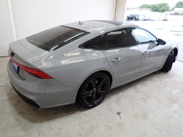 AUDI A7 2021