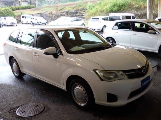 TOYOTA COROLLA FIELDER 2013