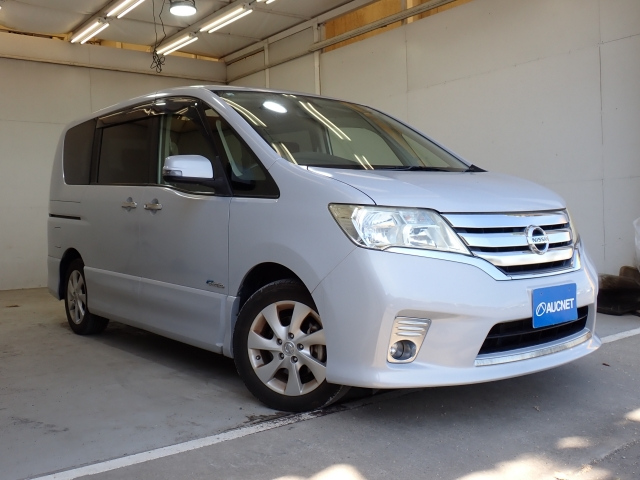 NISSAN SERENA 2012
