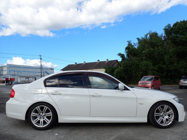 BMW 3 SERIES 2009