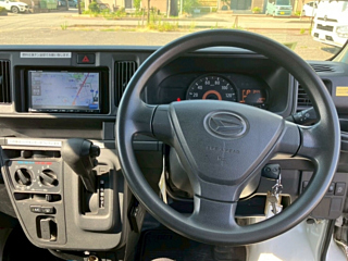 DAIHATSU HIJET VAN 2019