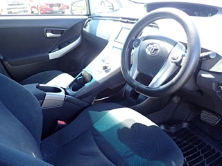 TOYOTA PRIUS 2015