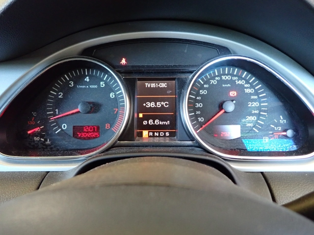 AUDI Q7 2008