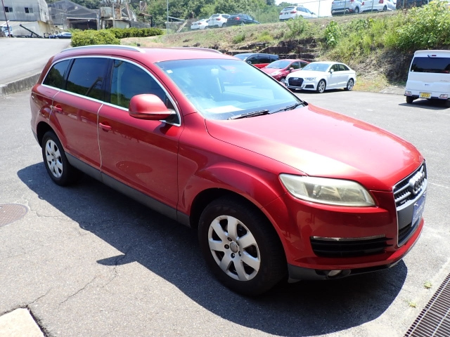 AUDI Q7 2008