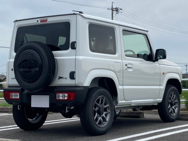 SUZUKI JIMNY 2025