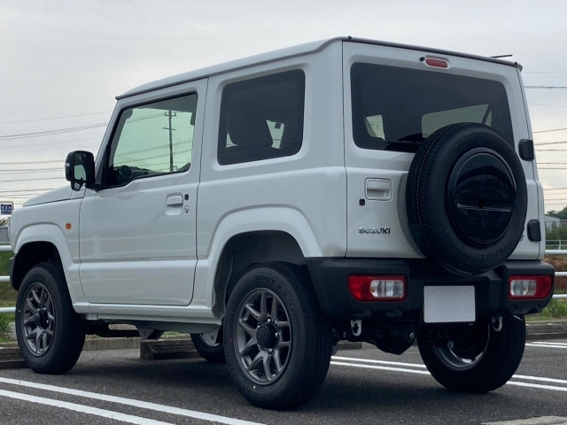 SUZUKI JIMNY 2025