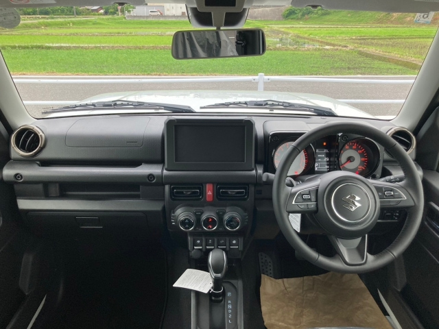 SUZUKI JIMNY 2025