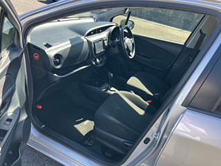 TOYOTA VITZ 2019