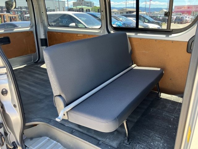 TOYOTA HIACE VAN 2013