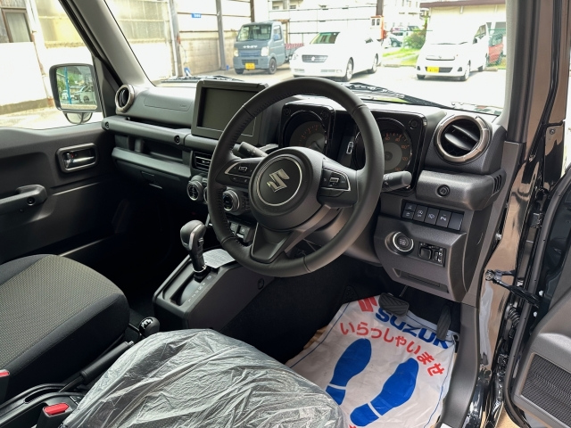 SUZUKI JIMNY 2025