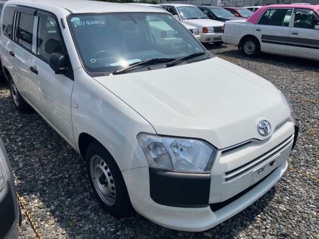 TOYOTA SUCCEED 2020