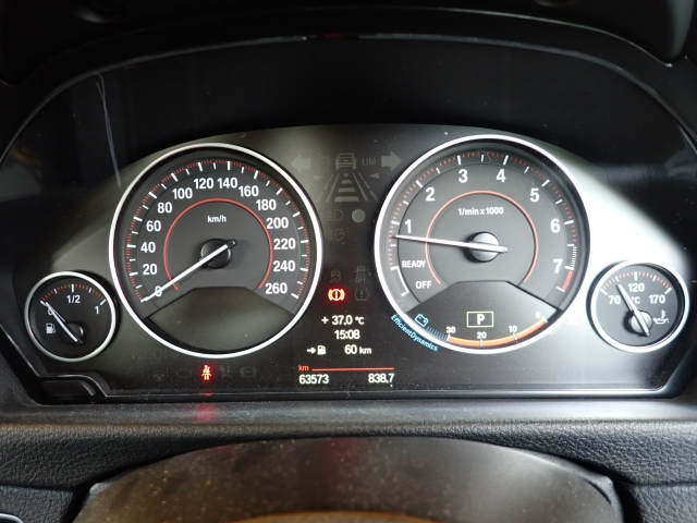BMW 3 SERIES 2012