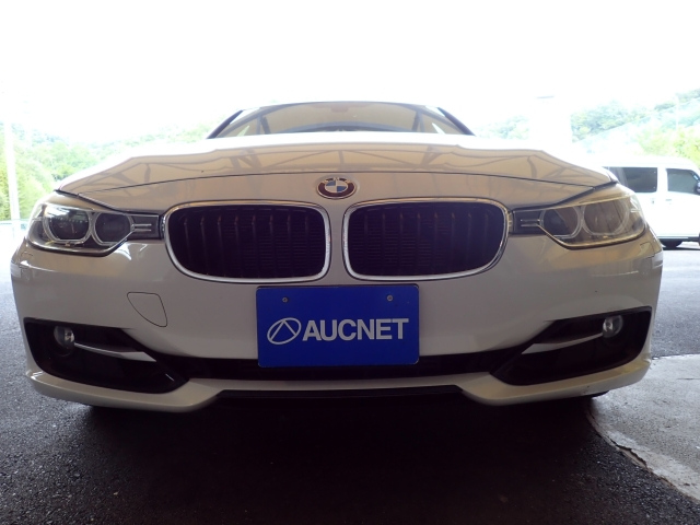 BMW 3 SERIES 2012