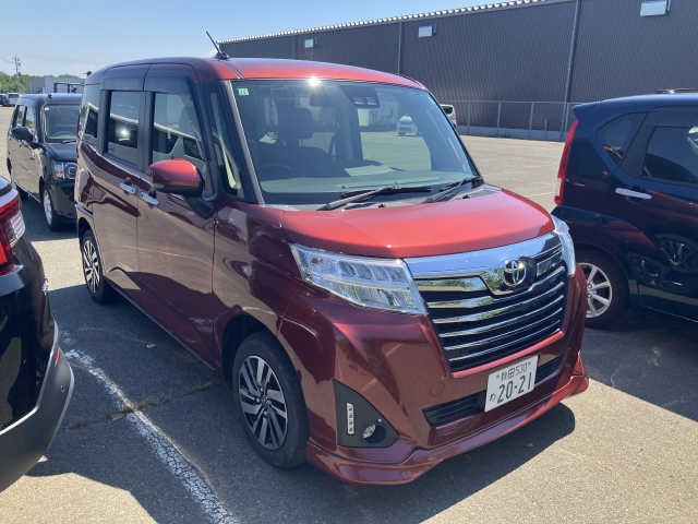 TOYOTA ROOMY 2019