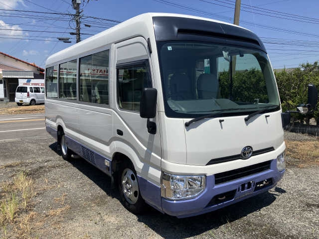 TOYOTA COASTER 2017