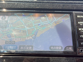 TOYOTA PRIUS 2017