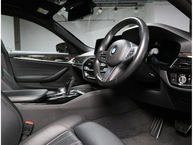BMW 5 SERIES 2020