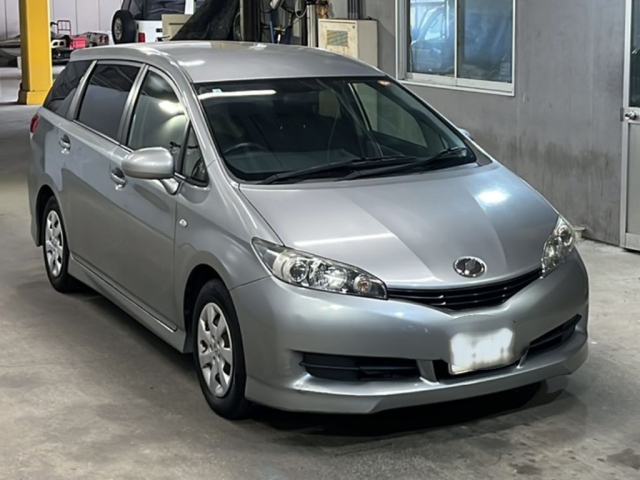 TOYOTA WISH 2012