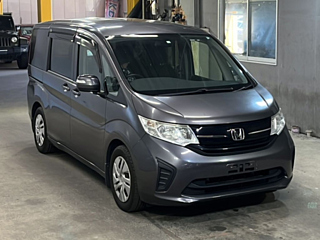 HONDA STEP WAGON 2016