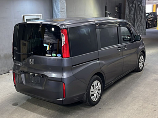 HONDA STEP WAGON 2016