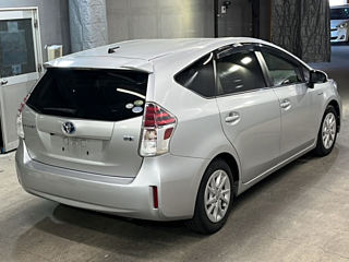 TOYOTA PRIUS ALPHA 2018