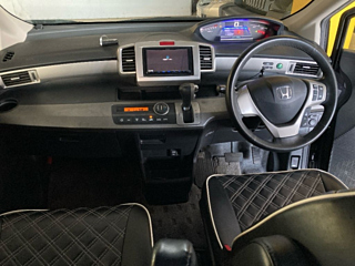 HONDA FREED 2012