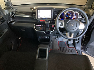 HONDA N BOX 2017