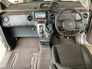 TOYOTA SPADE 2016