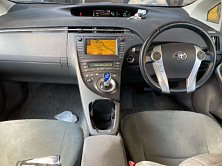 TOYOTA PRIUS 2010