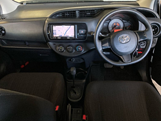 TOYOTA VITZ 2018
