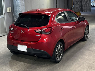 MAZDA DEMIO 2015