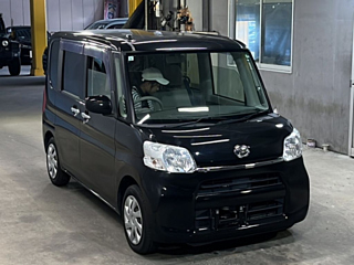 DAIHATSU TANTO 2015