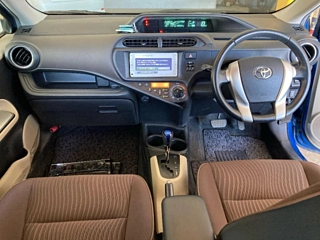 TOYOTA AQUA 2012