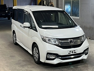 HONDA STEP WAGON 2016