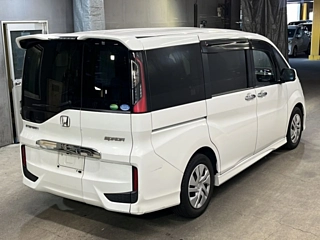 HONDA STEP WAGON 2016